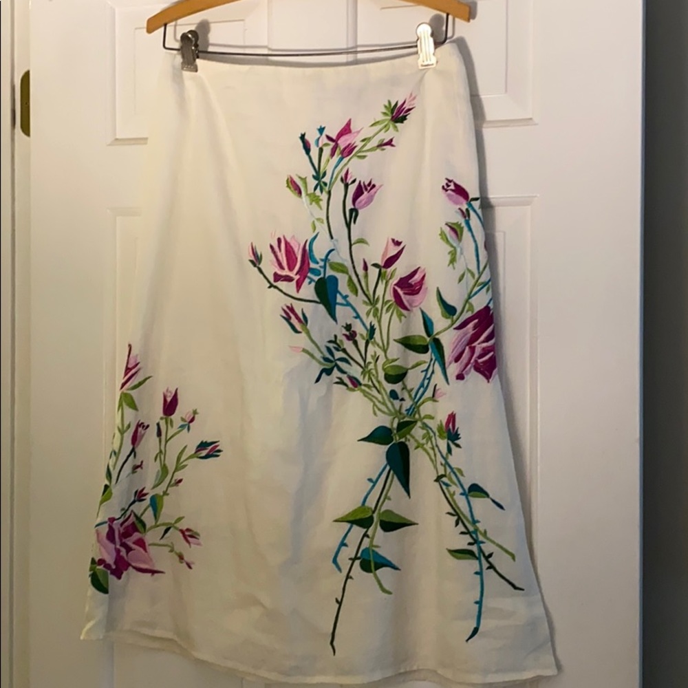 Beautiful embroidered a-line skirt